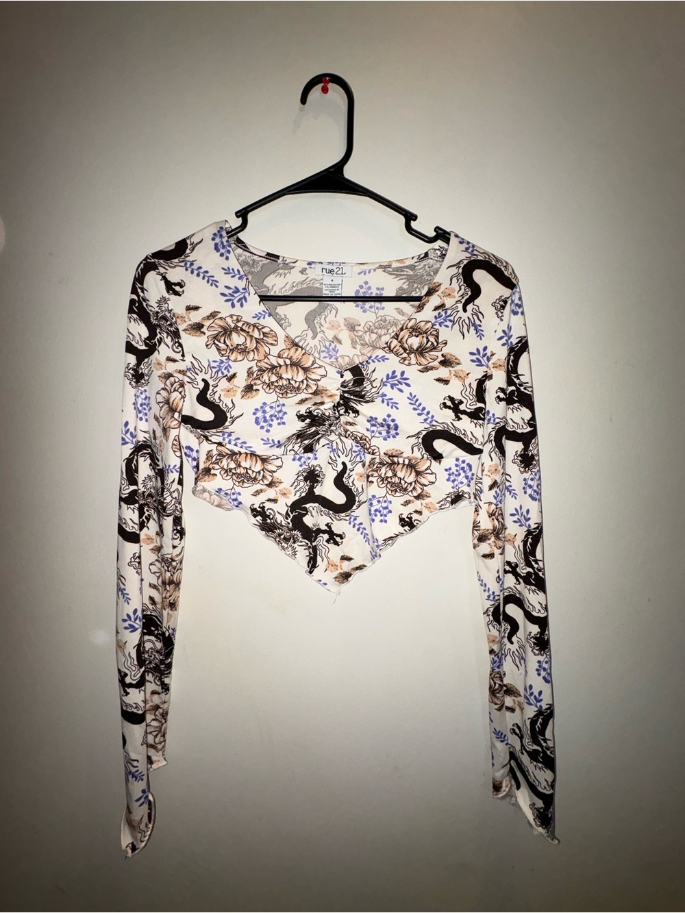 Rue21 White Floral & Black Dragon V-Neck Cropped Top with Lavender Accents